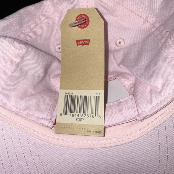 Set of 2 Youth Levi’s Hats - Picture 3 of 3